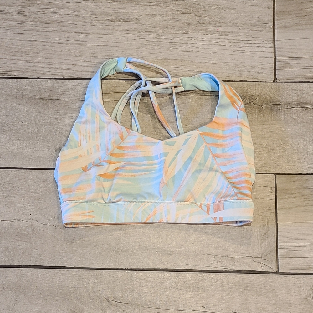 🦔 Forever 21 cross strap leaf print bra🍋